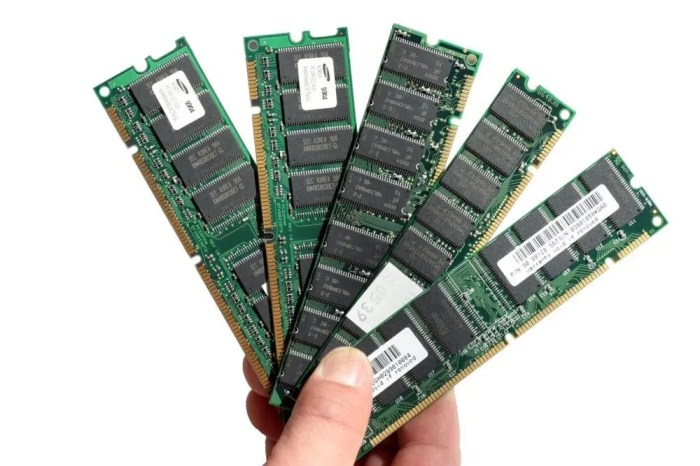 Cara upgrade RAM komputer gaming untuk meningkatkan performa